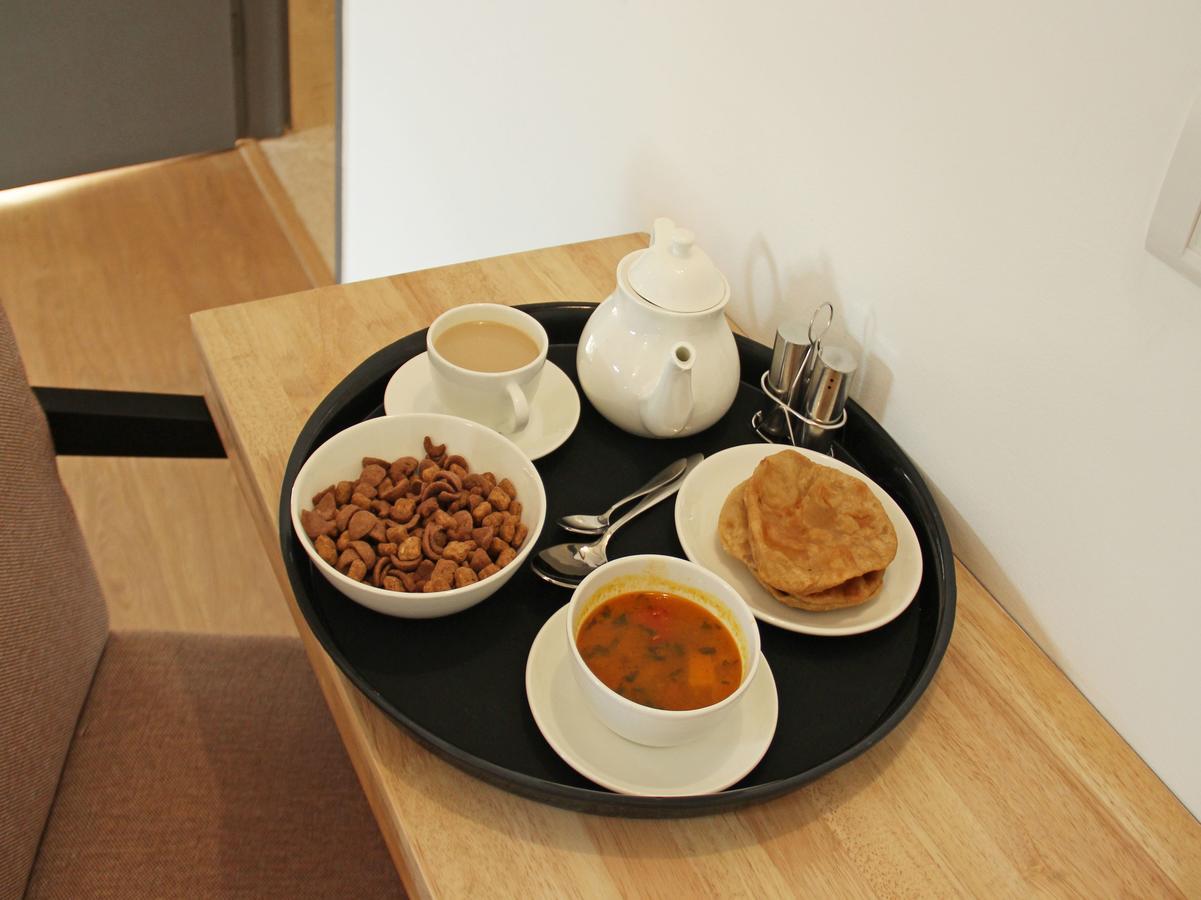 Oyo 146 Somewhere Hotel & Resturant كاتماندو المظهر الخارجي الصورة