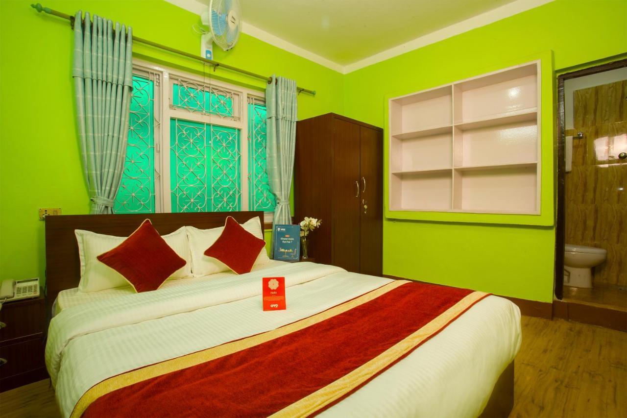 Oyo 146 Somewhere Hotel & Resturant كاتماندو المظهر الخارجي الصورة