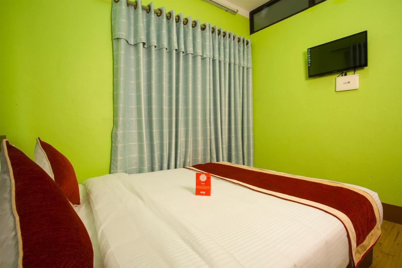 Oyo 146 Somewhere Hotel & Resturant كاتماندو المظهر الخارجي الصورة